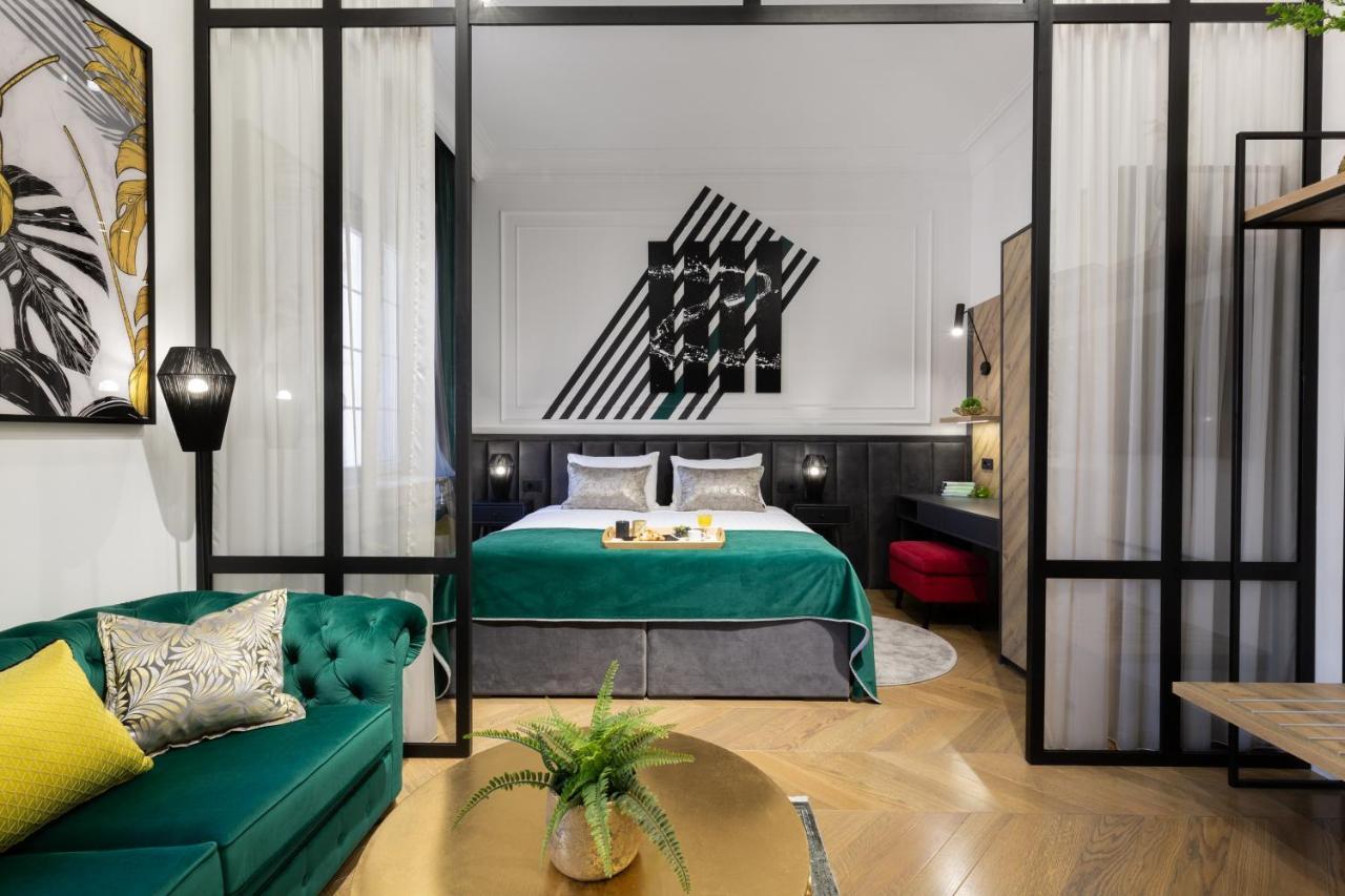 Dezign Superior Apartments & Rooms Zara Esterno foto